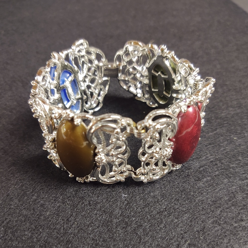 Vintage Sarah Coventry bracelet